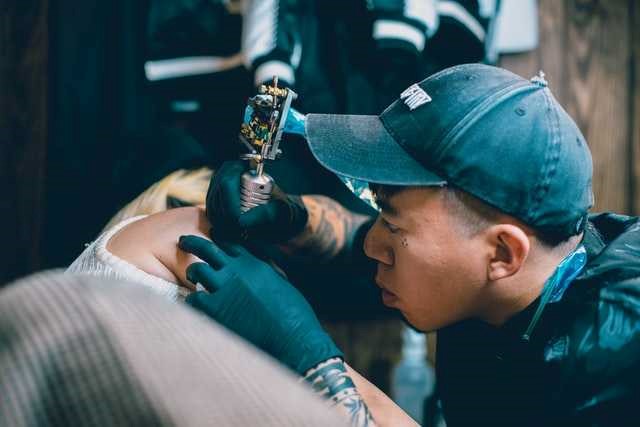 Although tattoo machines still require a power supply, there are now more options for individuals who want to get one. There's no doubt that these devices will continue to develop and expand in the future, a