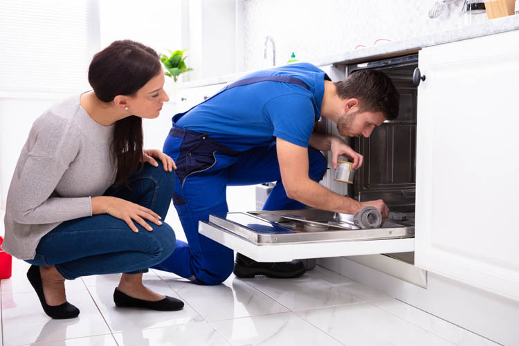 Fridge Repair Edmonton: Time To Get Your Appliance Fixed